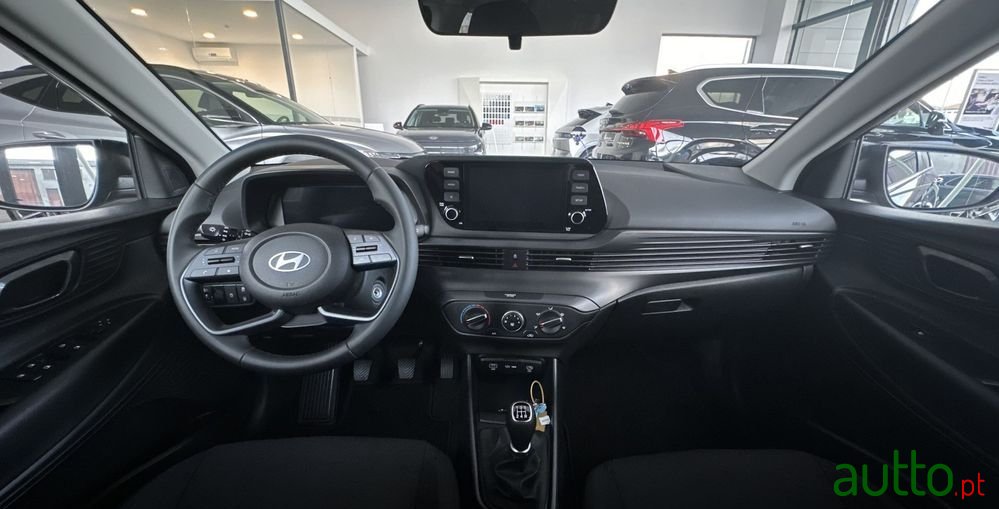 2024' Hyundai i20 1.2 Comfort photo #2