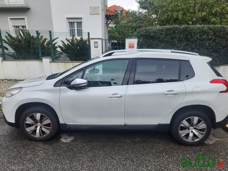 2015' Peugeot 2008 photo #4
