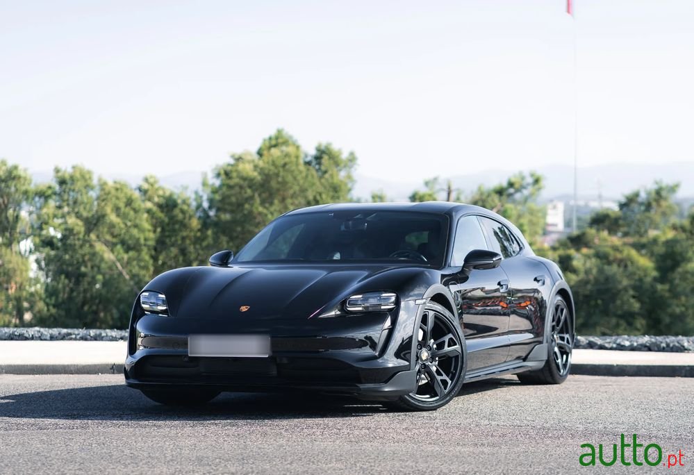 2022' Porsche Taycan Cross Turismo 4 photo #1
