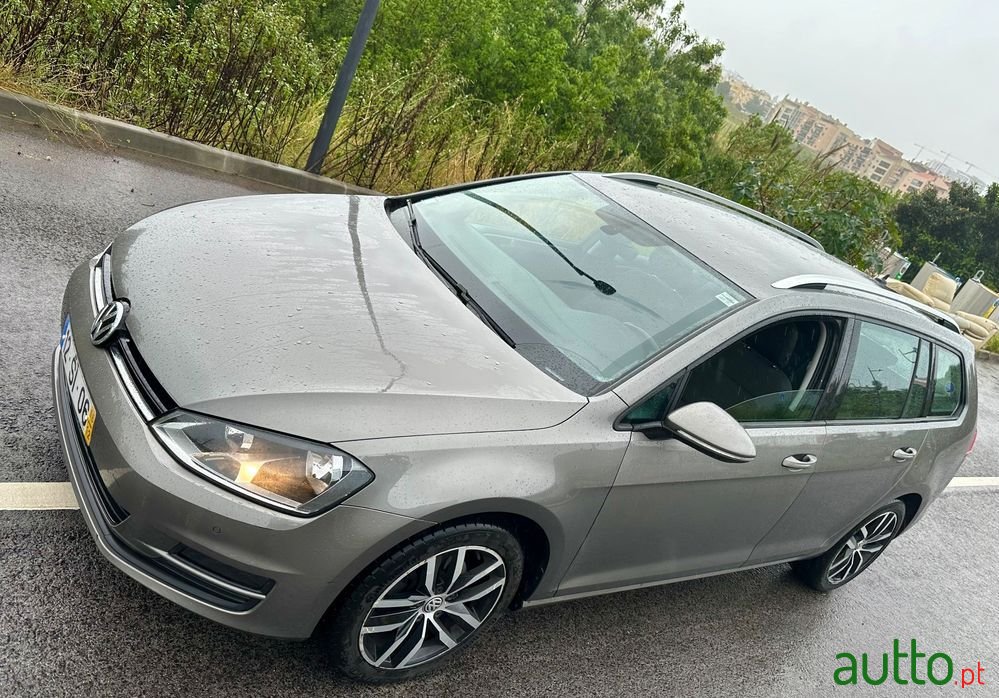 2016' Volkswagen Golf Variant photo #6