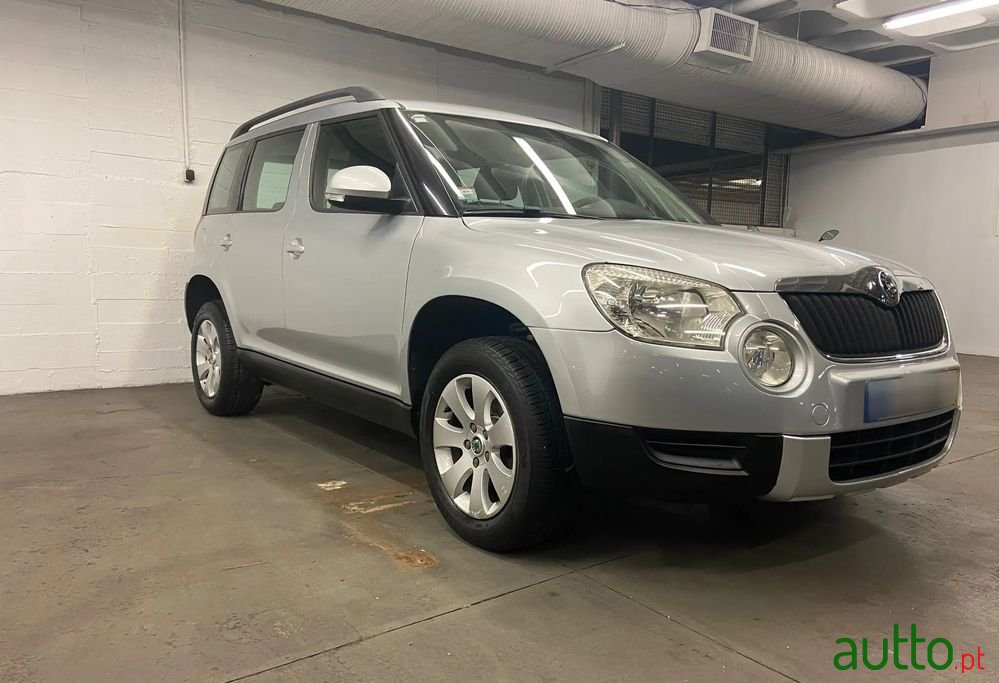 2010' Skoda Yeti 1.2 Tsi Elegance photo #3