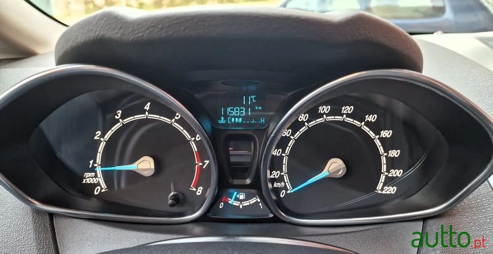 2017' Ford Fiesta photo #6