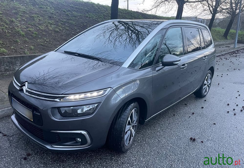 2018' Citroen Grand C4 SpaceTourer photo #2