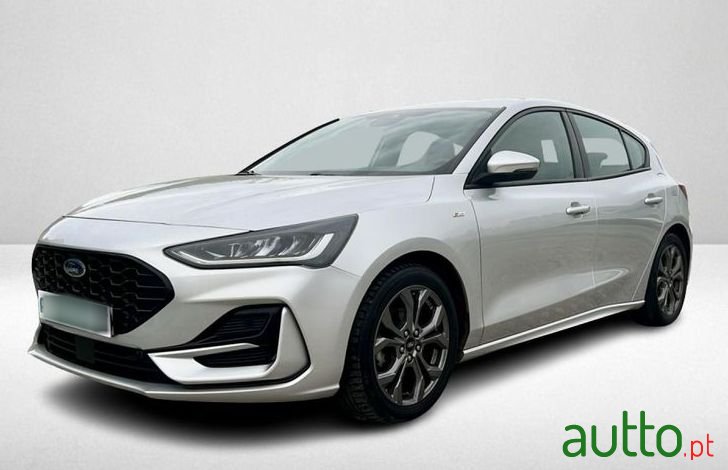 2022' Ford Focus photo #1