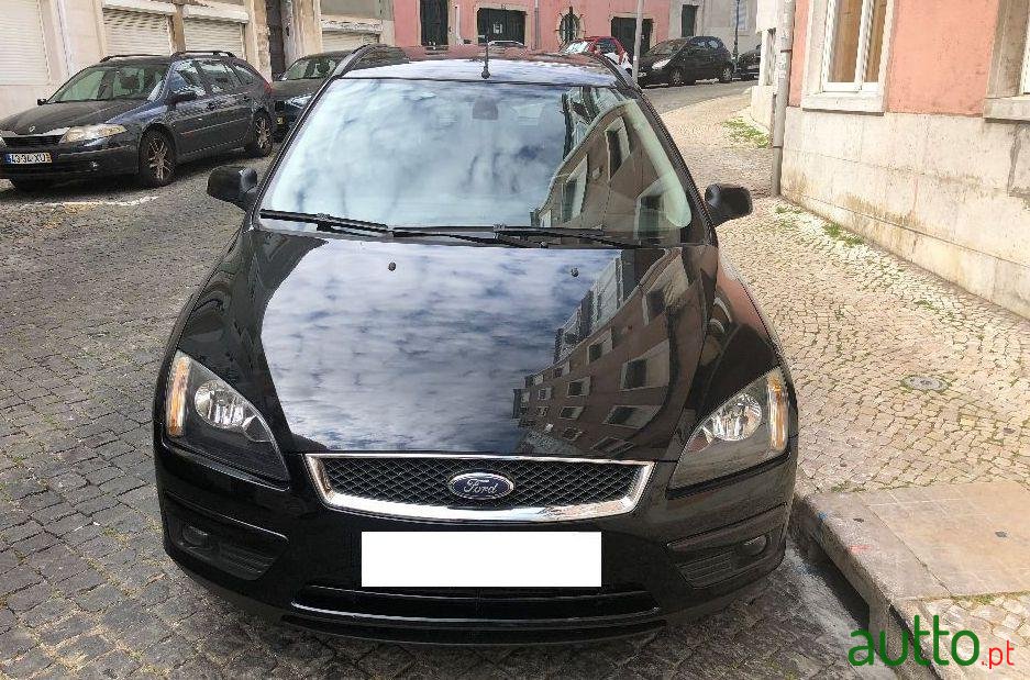 2007' Ford Focus Sw photo #3