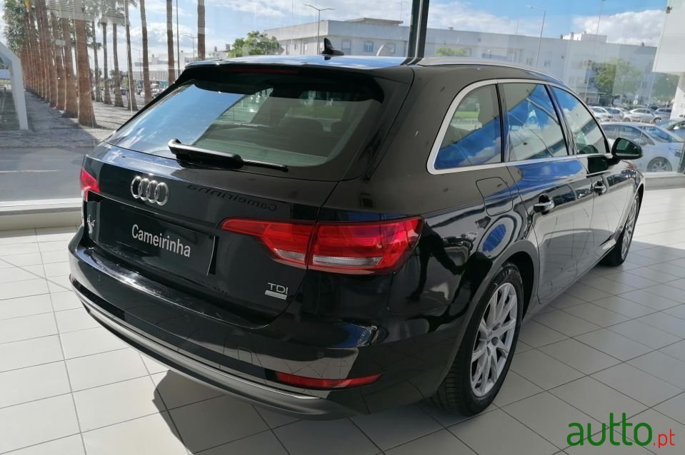 2018' Audi A4 Avant photo #4