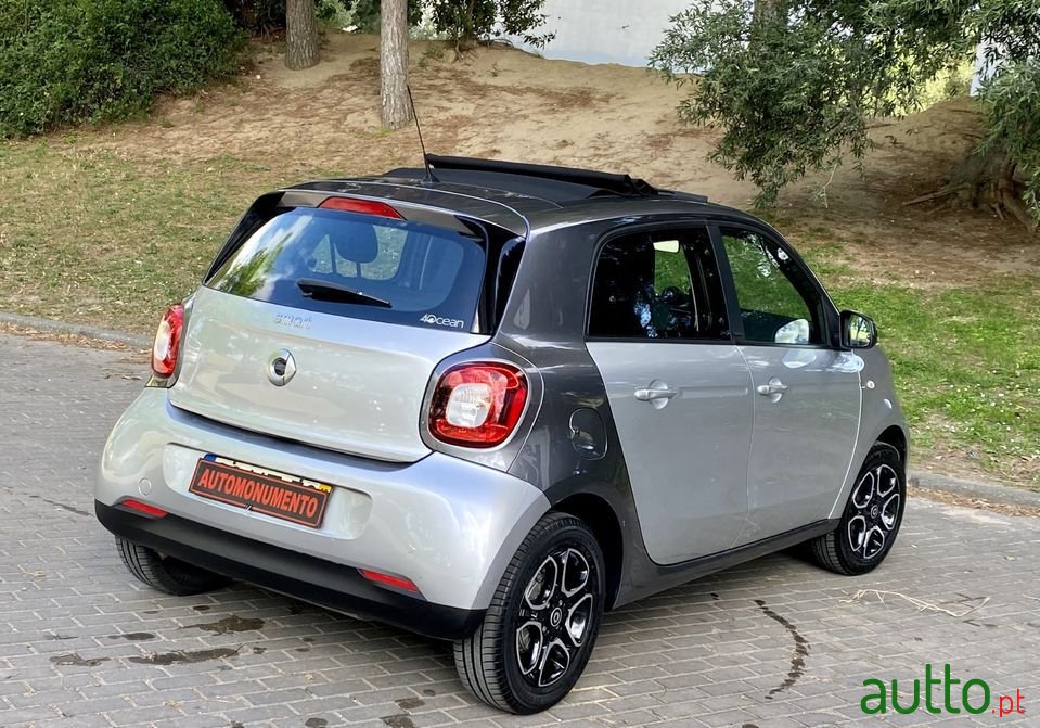 2018' Smart Forfour photo #3