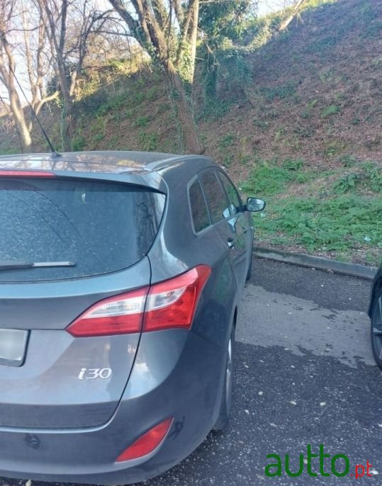 2015' Hyundai i30 Cw photo #4