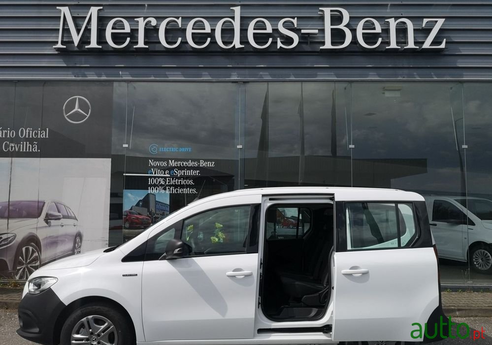 2023' Mercedes-Benz Ecitan Tourer 45 Kwh photo #4