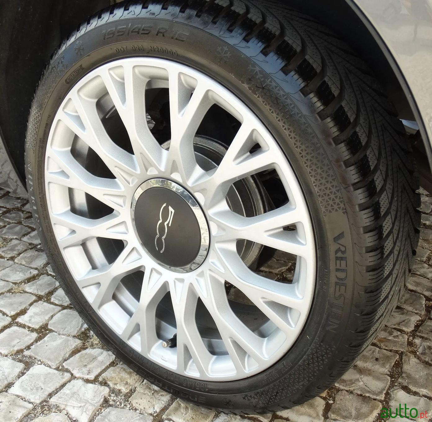 2018' Fiat 500 photo #5