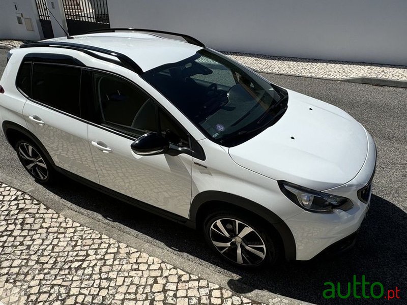 2017' Peugeot 2008 photo #5