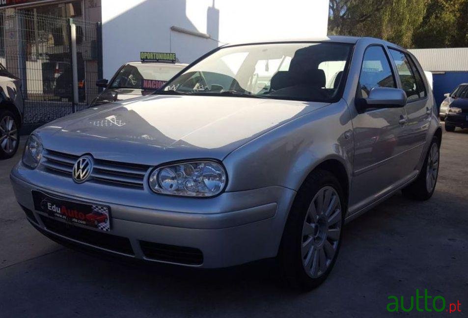 2002' Volkswagen Golf 1.9 Tdi Highline photo #1