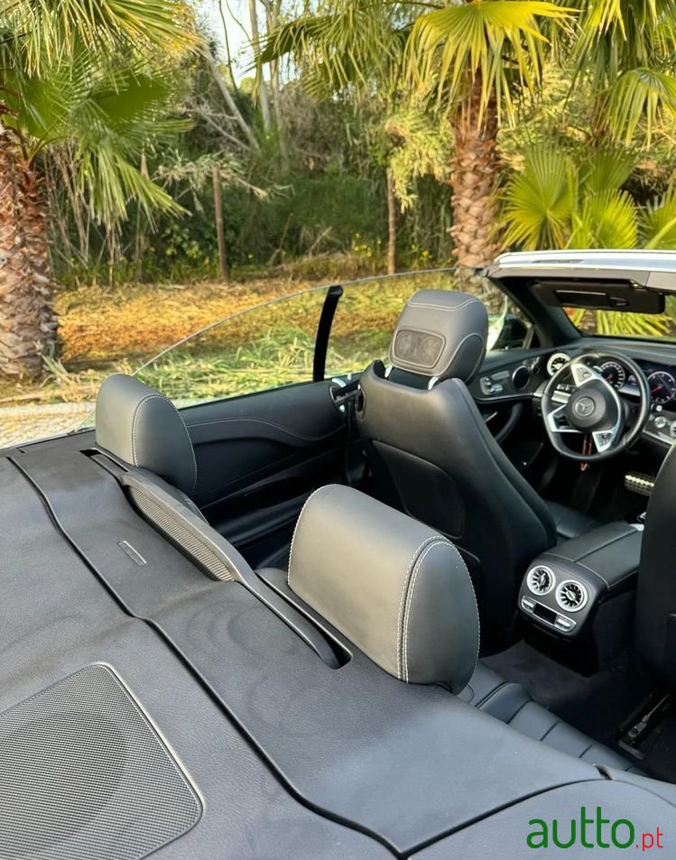 2018' Mercedes-Benz E 220 photo #3