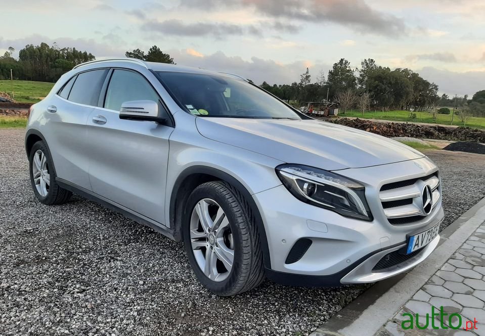2014' Mercedes-Benz Gla-200 photo #1