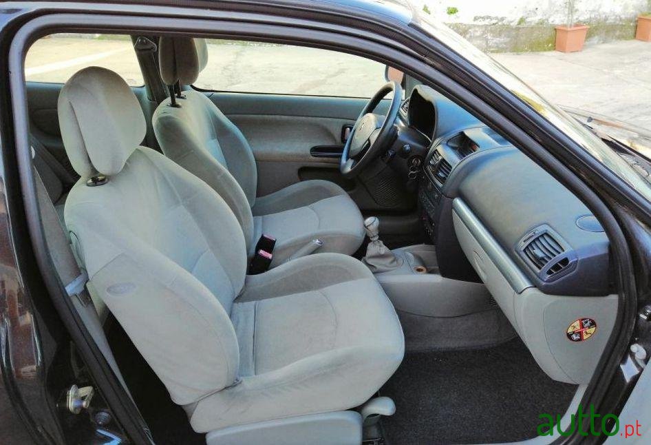 2003' Renault Clio photo #3