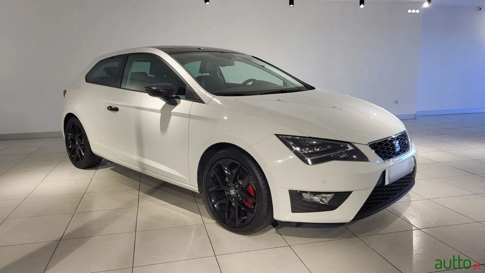 2016' SEAT Leon photo #1