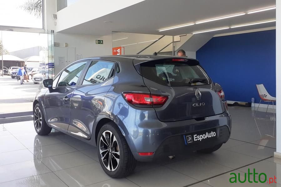 2017' Renault Clio photo #2