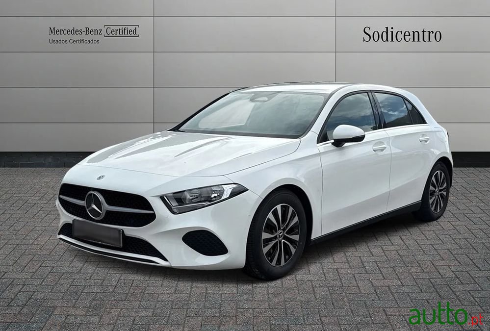 2024' Mercedes-Benz Classe A Standard photo #1