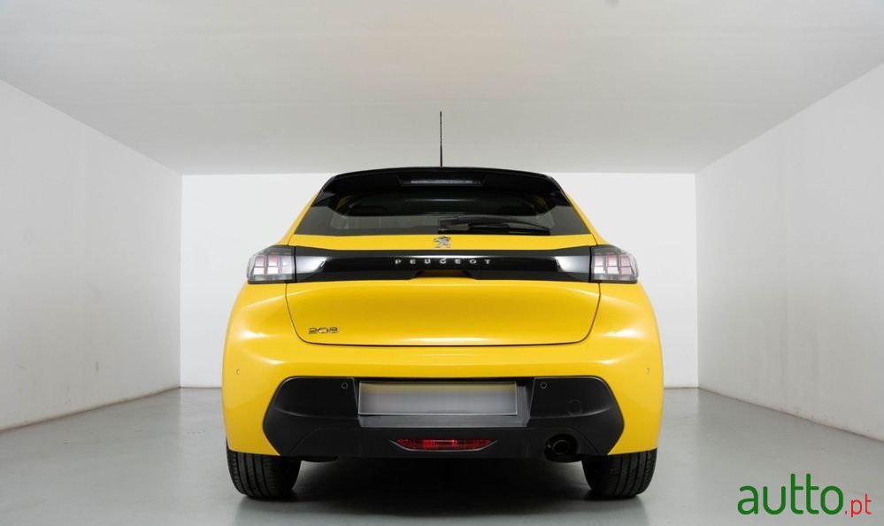 2020' Peugeot 208 1.2 Puretech Active photo #4