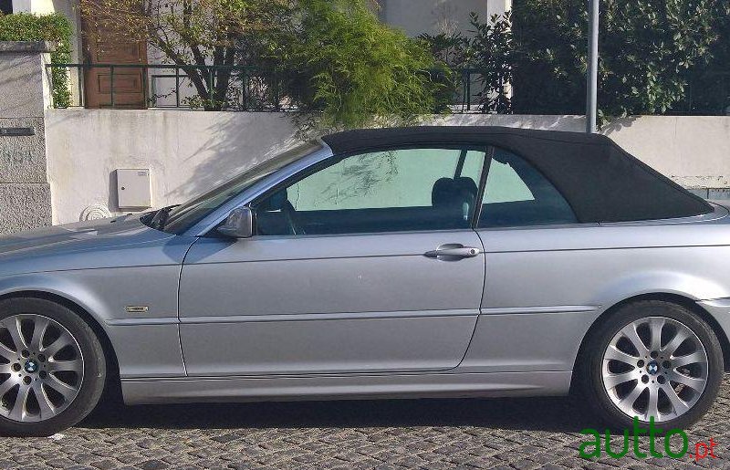 2000' BMW 323 Ci Cabrio Gpl photo #2