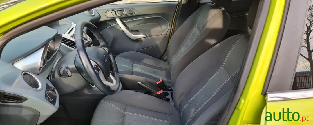 2008' Ford Fiesta photo #4