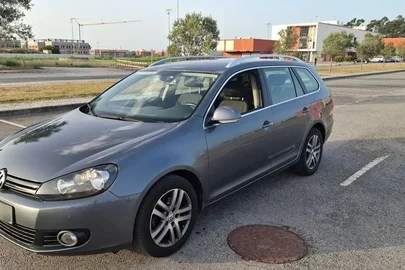 2011' Volkswagen Golf Variant