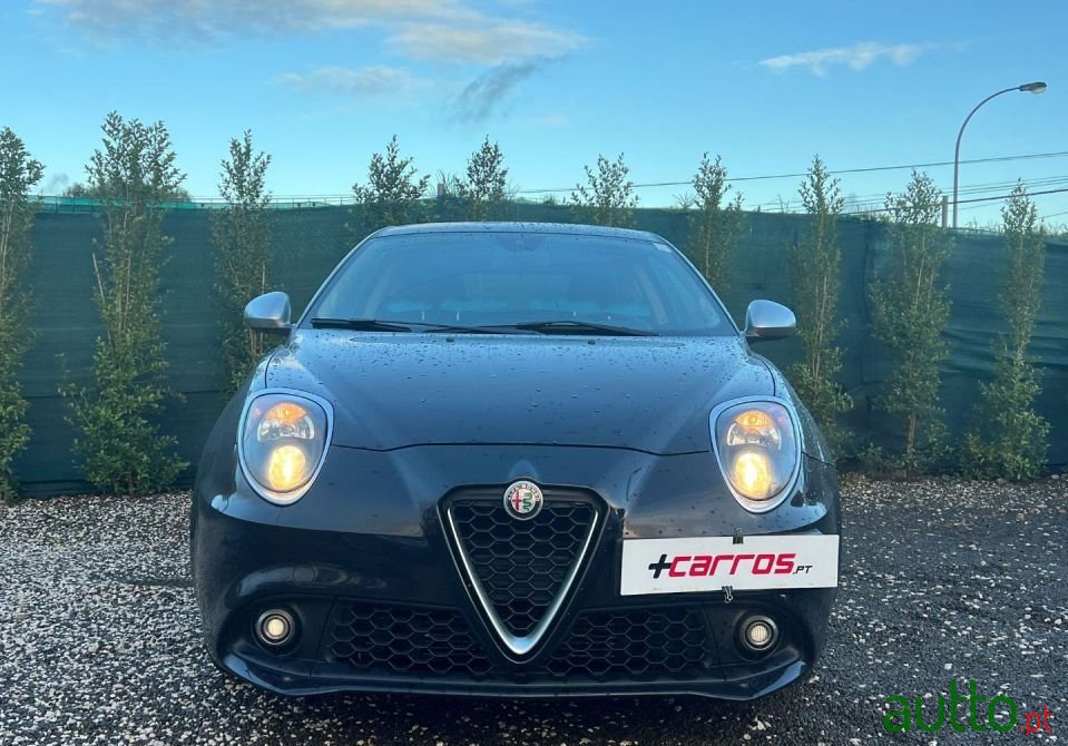 2017' Alfa Romeo MiTo photo #2