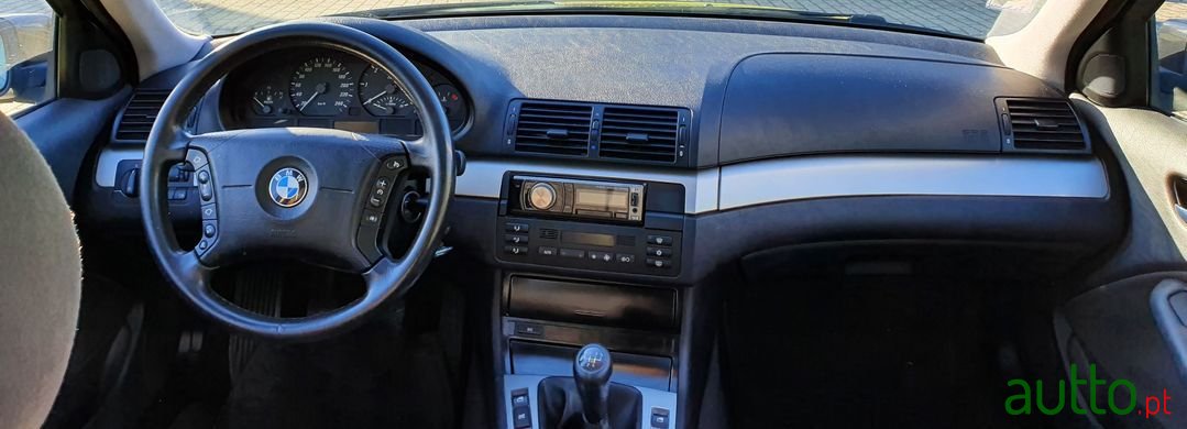 2002' BMW 320 photo #6