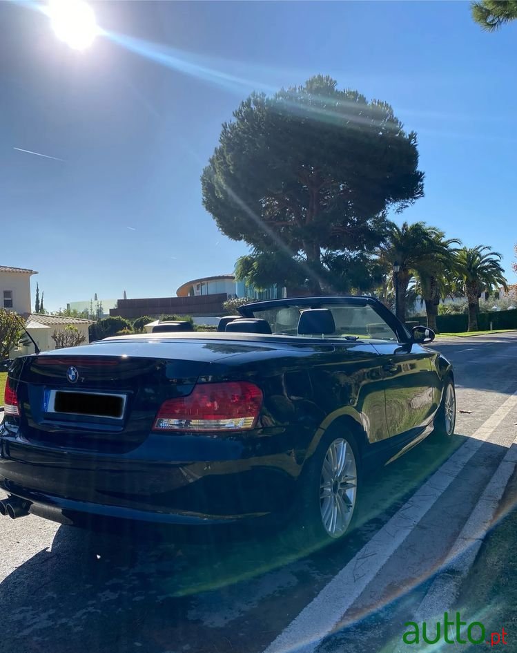 2009' BMW 118 I Edition Sport photo #5