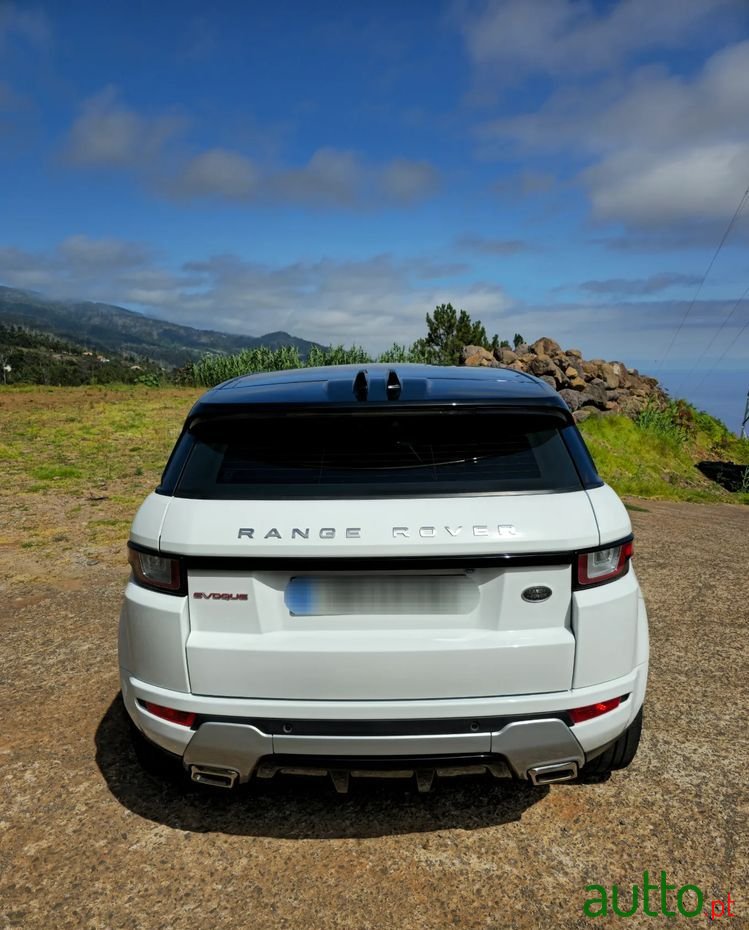 2017' Land Rover Range Rover Evoque photo #2