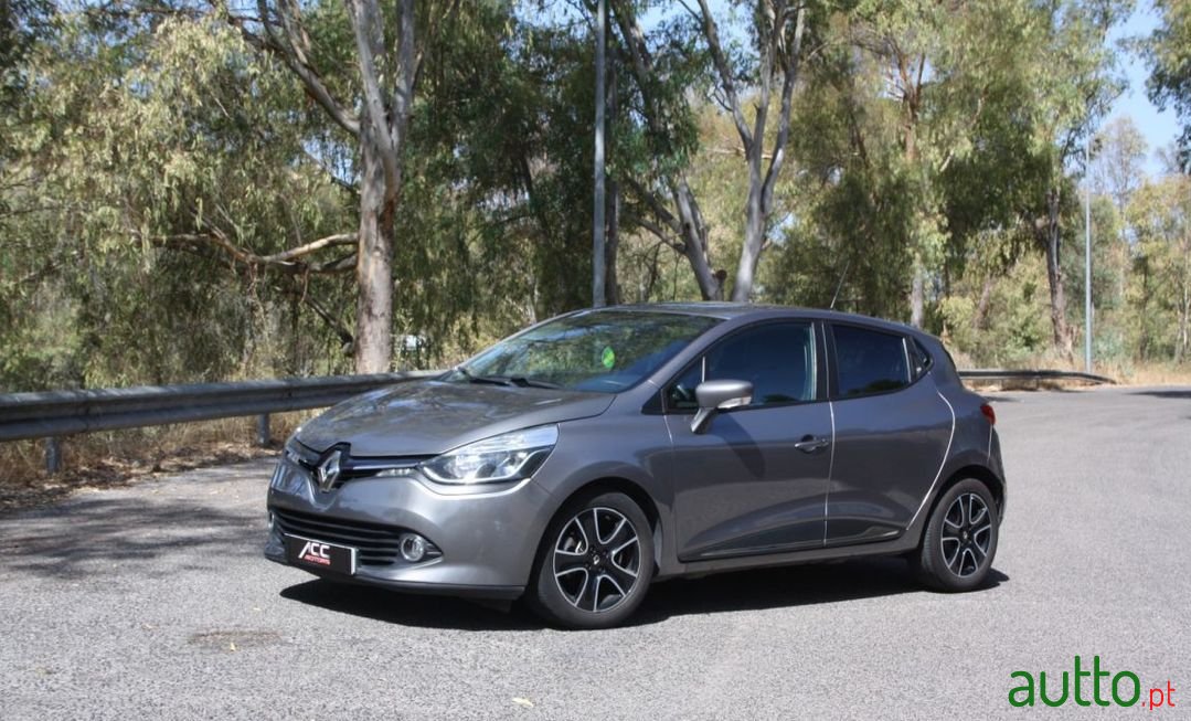 2016' Renault Clio photo #6