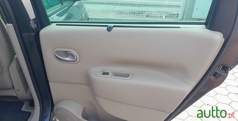 2008' Renault Grand Scenic photo #4