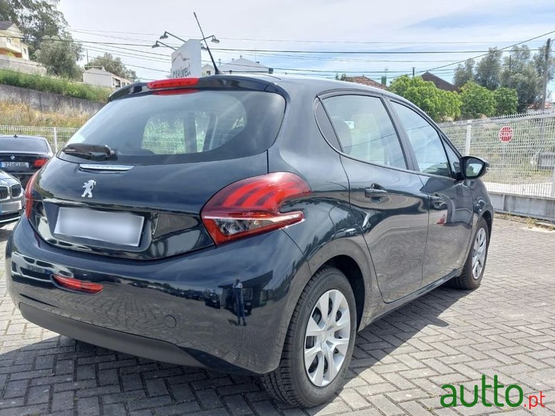 2019' Peugeot 208 photo #5