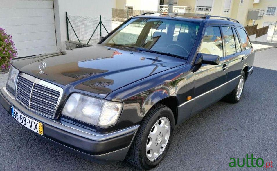 1994' Mercedes-Benz E-250 photo #2