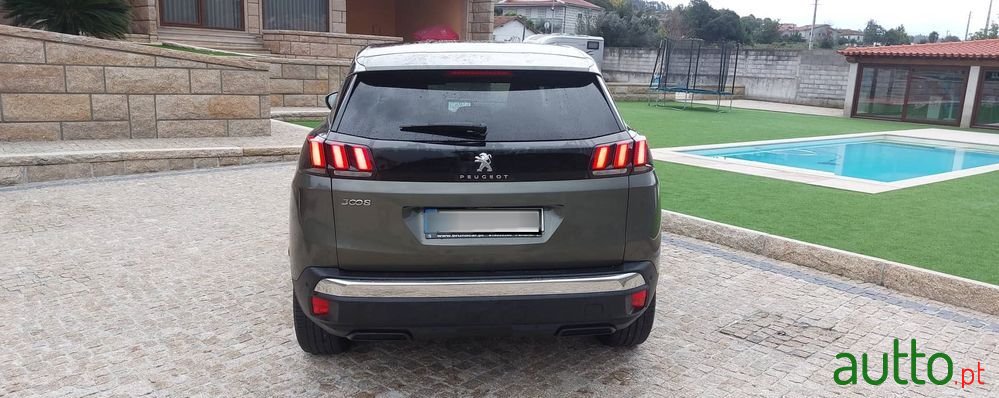 2018' Peugeot 3008 photo #5