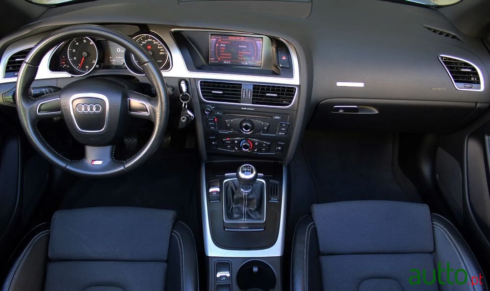 2009' Audi A5 2.0 Tfsi S-Line photo #5