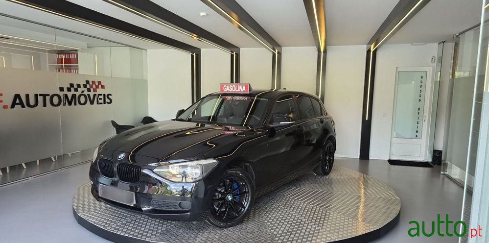 2011' BMW 116 I photo #2