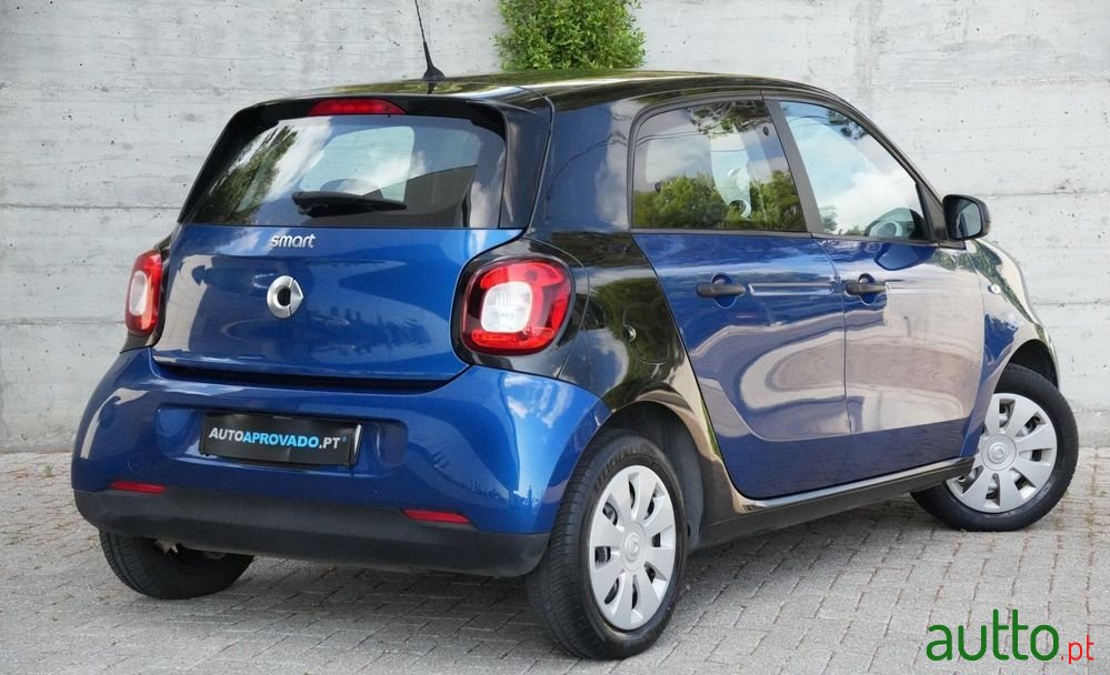 2015' Smart Forfour 1.0 Edition 1 71 photo #5