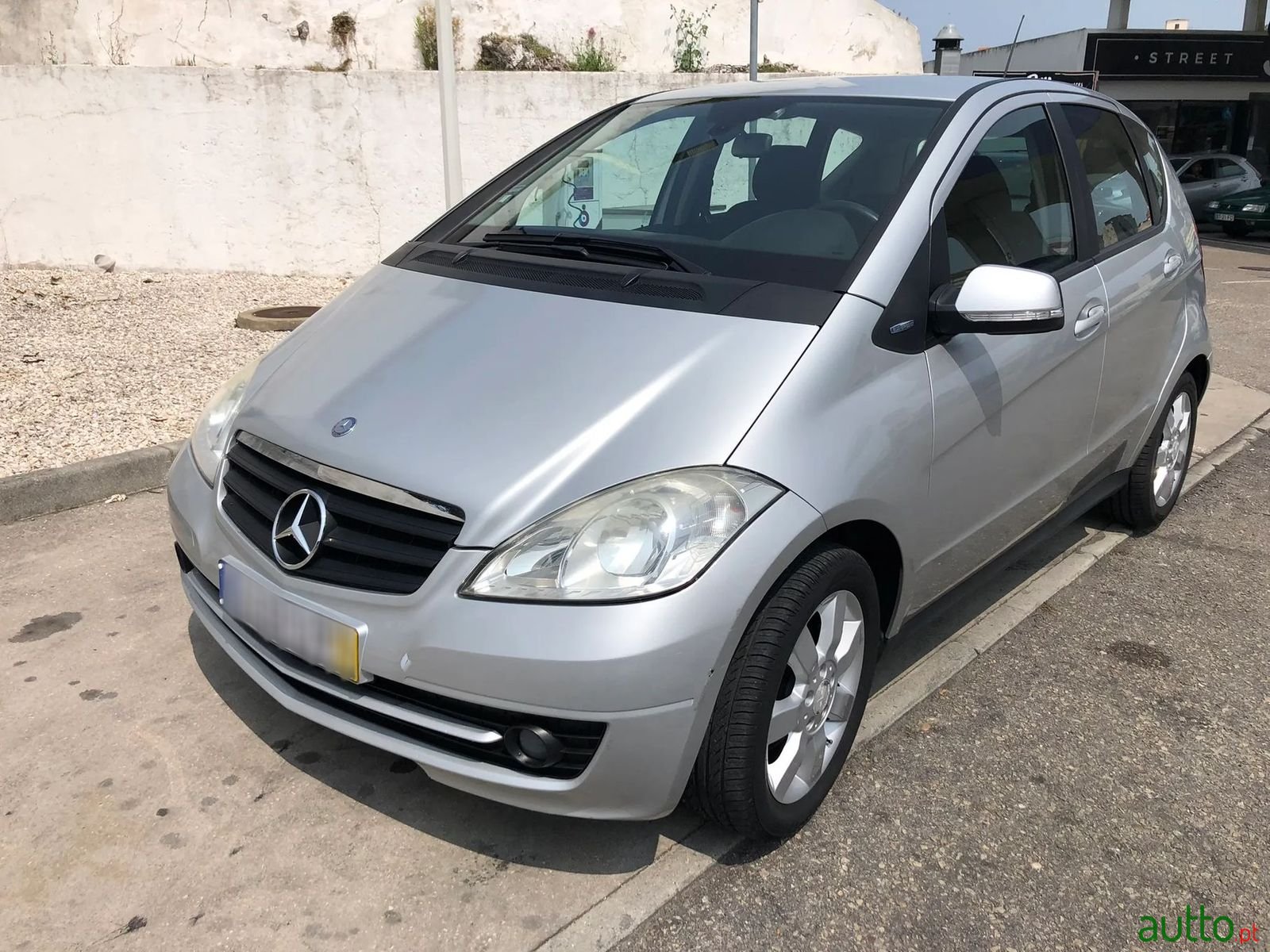 2009' Mercedes-Benz A-150 photo #1