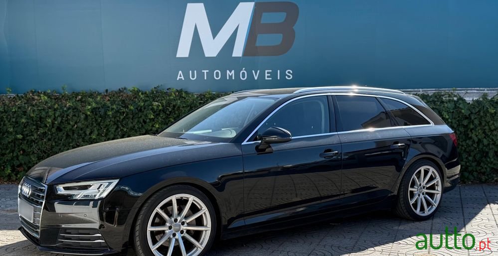 2016' Audi A4 Avant photo #3