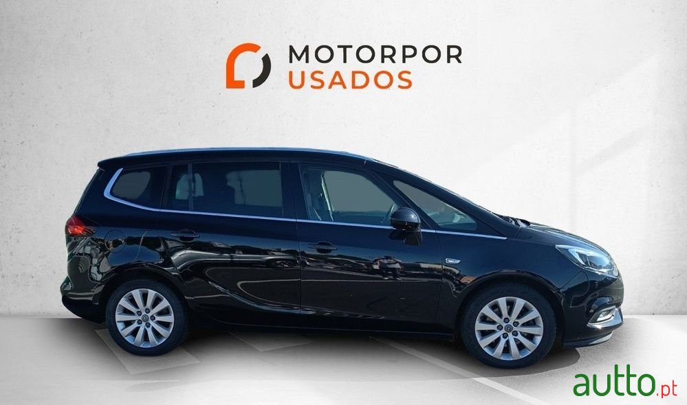 2017' Opel Zafira photo #4