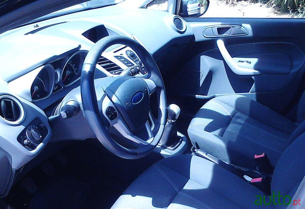 2008' Ford Fiesta 1.6 TDCi Titanium photo #1