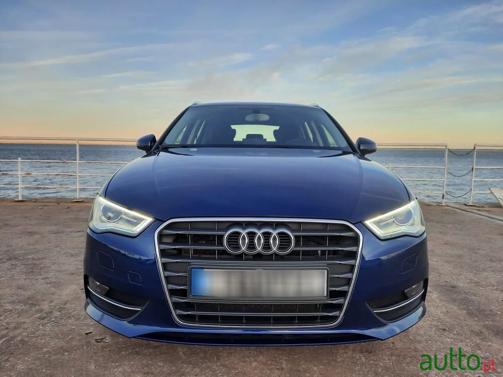 2015' Audi A3 Sportback photo #1