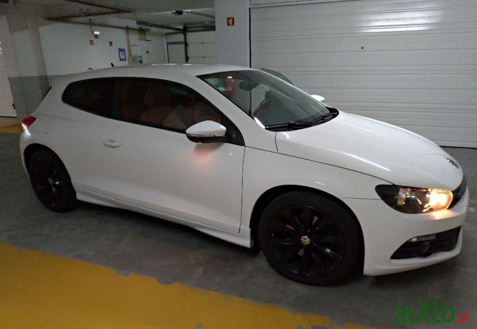2009' Volkswagen Scirocco photo #3