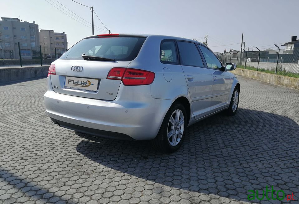 2011' Audi A3 Sportback photo #6