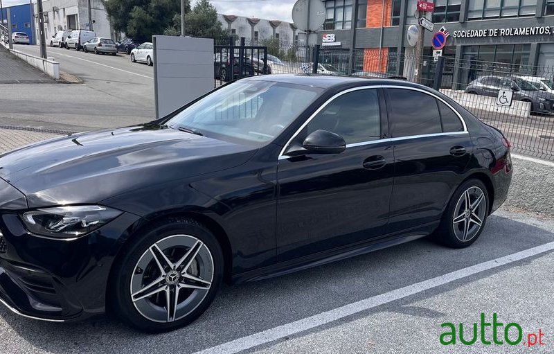 2022' Mercedes-Benz Classe C photo #2