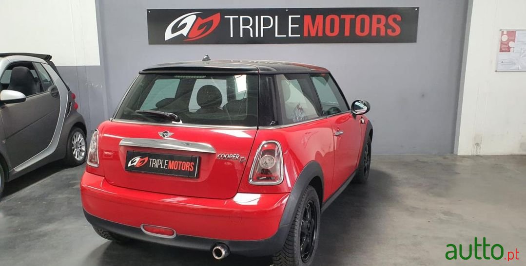 2009' MINI Cooper photo #3