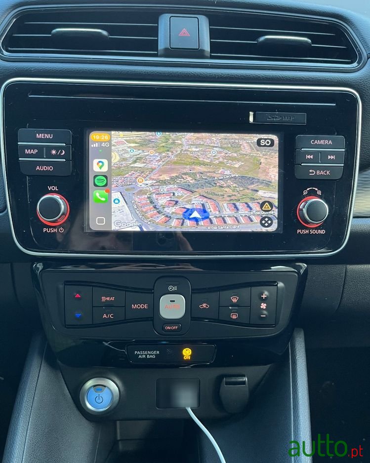 2018' Nissan Leaf N-Connecta photo #5