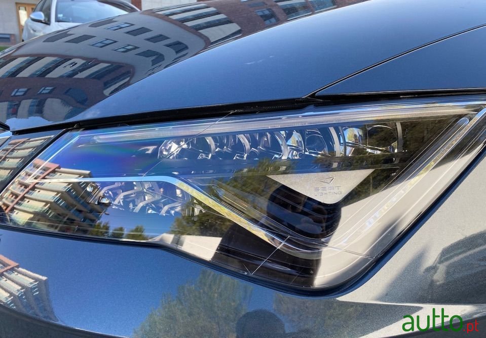 2018' SEAT Leon photo #5