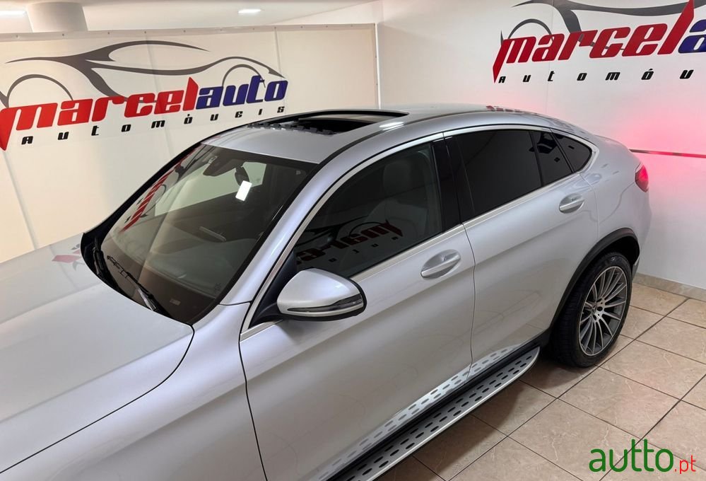 2019' Mercedes-Benz Classe Glc photo #4